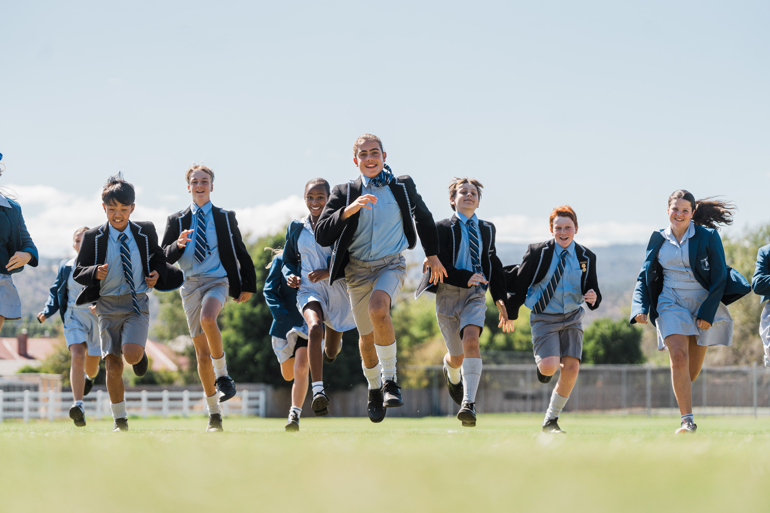 RUNNING 20250325 Grammar HS Stock 333