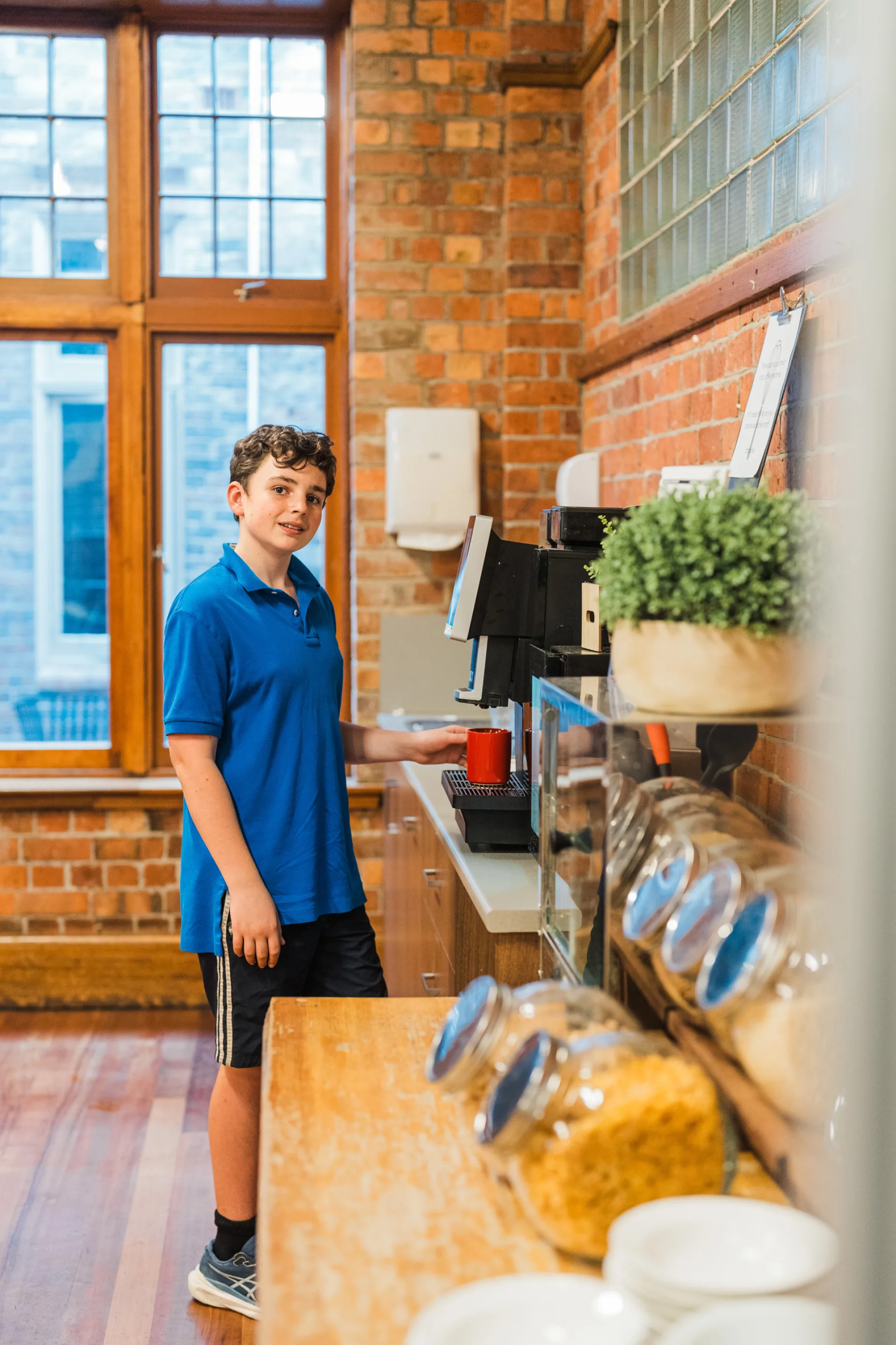 BOARDING DINING 20250325 Grammar HS Stock 707