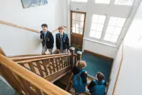 BOARDING STAIRS 20250325 Grammar HS Stock 630