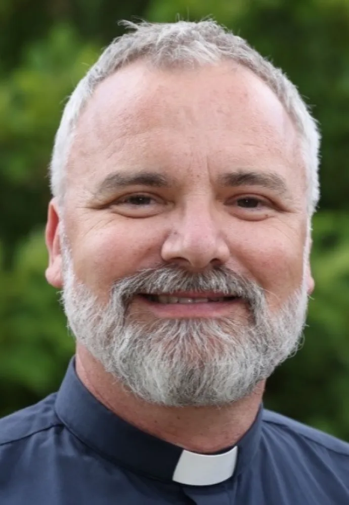 Rev Lee Shirvill